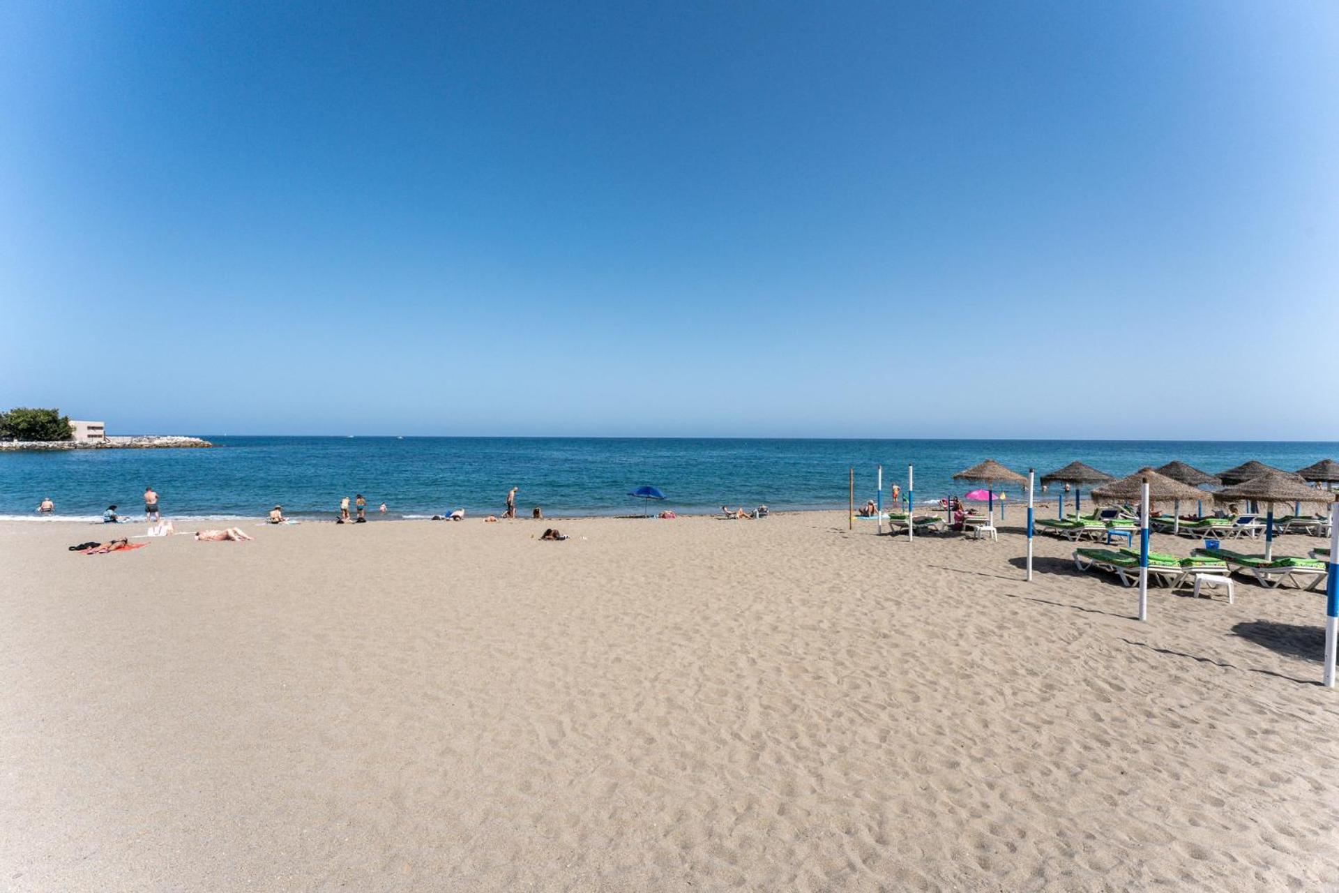 Malagasuite Golden Views Fuengirola Luaran gambar
